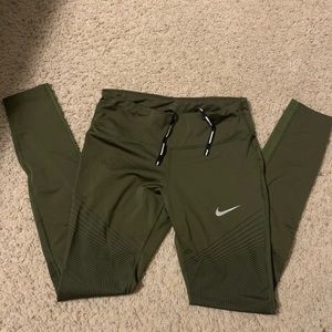 Nike dry fit leggings